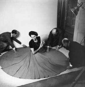 NMA.0060085,_Fashion_Photo_by_Erik_Holmén_1944